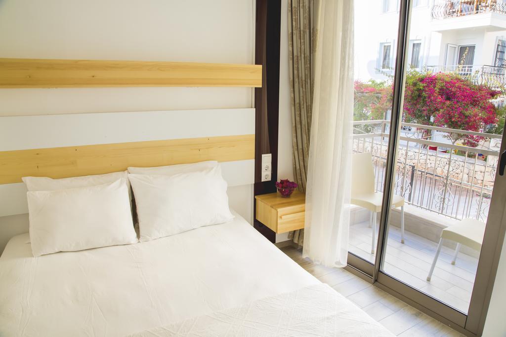 Defne Hotel Каш Экстерьер фото
