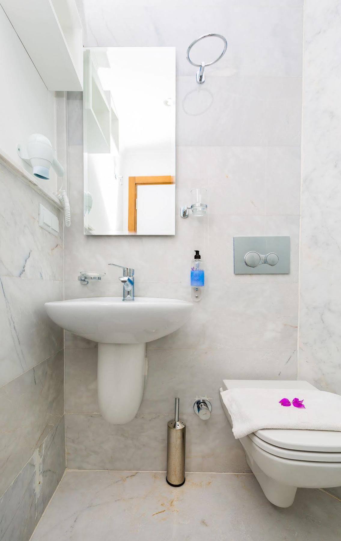 Defne Hotel Каш Экстерьер фото